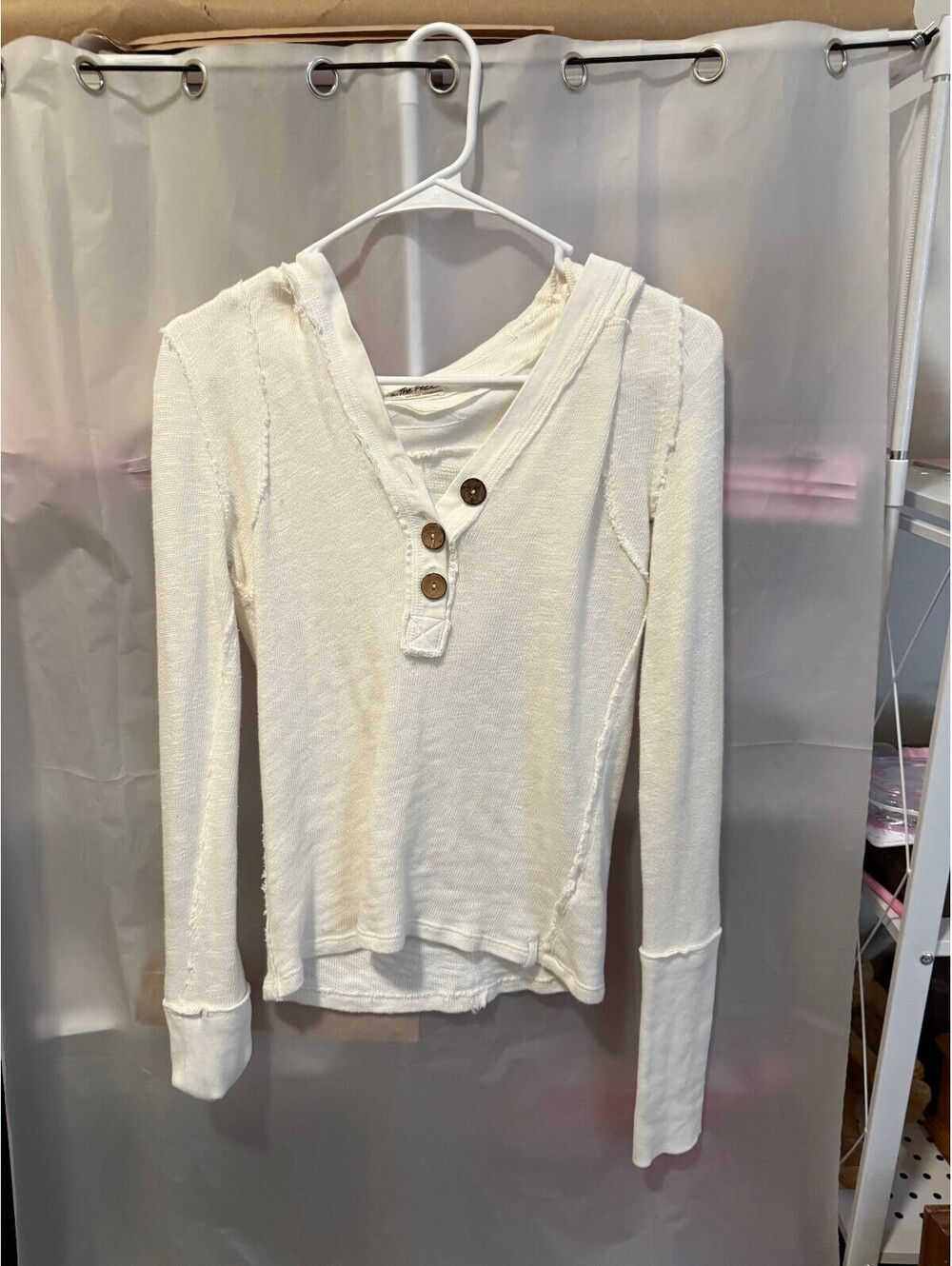 We The Free Extra Small White Long Sleeve Hooded Top